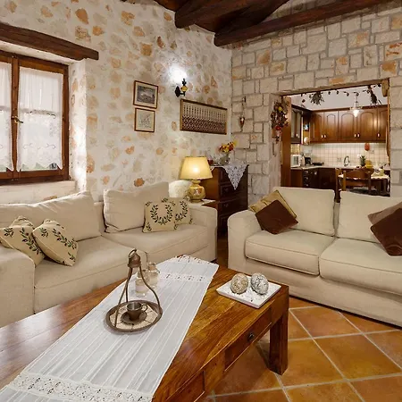 Дом отдыха Varta Village - Elea House *