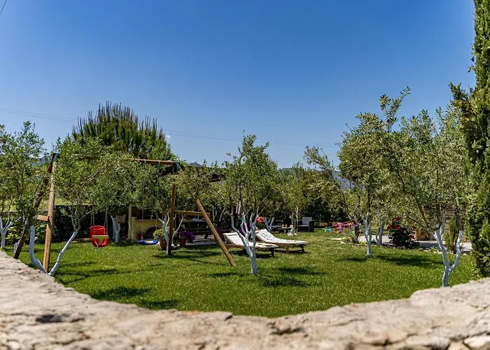 Varta Village - Elea House Tatil Evi