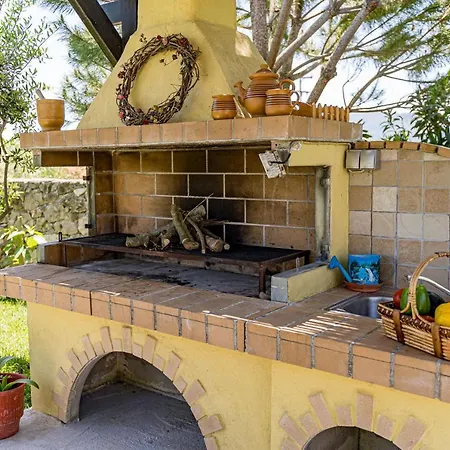 Varta Village - Elea House Case de vacanță