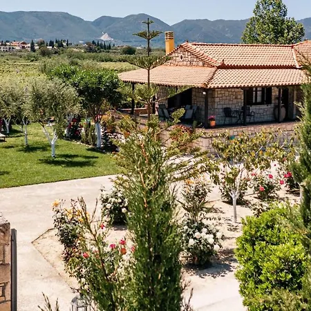 Varta Village - Elea House 度假居 Kalipádhon